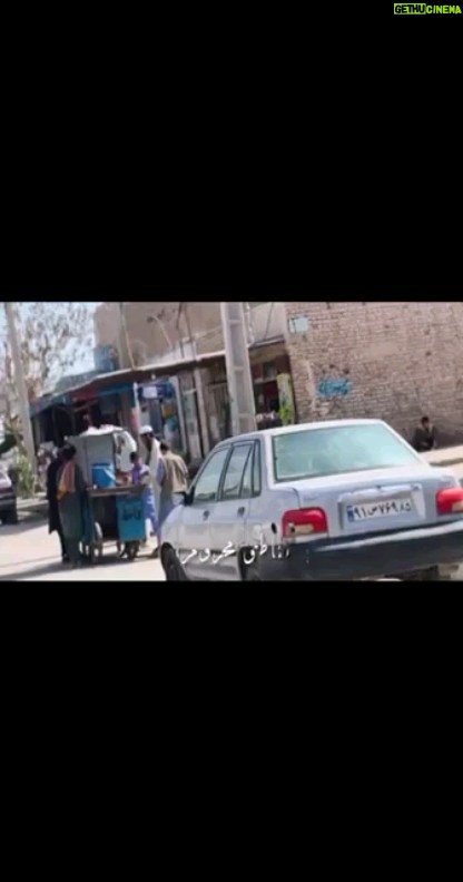 Parviz Parastouei Instagram - . با همه یِ وجود درماندهء بی پناهی و محرومیت کودکان خردسالی میشدیم، که از دنیا انتظاری جز تامین حداقلهایِ زندگی رو نداشتن … از نیکوکاران عزیز سپاسگزاریم که با اهدایِ لباس فُرم و لوازم التحریر به کودکانِ مدارسِ محلاتِ محرومِ شهرِ زاهدان، لبخندی رضایتبخش را بر لبان کودکانمان نشاندند … +شماره شبا؛ IR600120020000008768607317🧮 +شماره کارت؛ 💳 6104337811235256 شماره حسابهای ارزی-دلاری؛+ 💵397.160.13916823.1 🧮Ir710570039771613916823101 شماره حساب ارزی-یورویی+ 💶397.160.13916823.2 🧮Ir710570039771613916823102 @palivar1 @mehr_va_mah1172 @emamaliinstitute