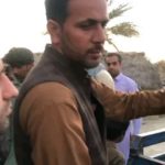 Parviz Parastouei Instagram – .دشتیاری(۴)؛

هموطنان  روستانشین و کپرنشین در منطقه دشتیاری ، بدلیل بسته بودن راهها و آبگرفتگی شدید ، چندین روز در محاصره آبها و سرمای غیرطبیعی هوا بودند. کمکهای مردمی  شاید نتواند خانه های آسیب دیده و زمینهای کشاورزی دِیمی که لقمه ای سرِ سفره یِ  این عزیزان میگذاشت را تامین و ترمیم کند، اما کمکی است تا فرصت جمع و جور کردنِ زندگیشان را بیابند. 
و از آن مهمتر همدلی فراموش نشدنی و ارزشمندی است میان همه یِ مردمان این سرزمین …
از ۱۲ اسفند به مدت یک هفته کمکهای نقدی مردم عزیزمان در شماره حساب زیر ، برای تهیه اقلام حمایتی مورد نیاز هموطنان کپرنشین و روستانشین هزینه خواهد شد. 
از حمایت نیکوکاران عزیز پیشاپیش سپاسگزاریم. 
+شماره شبا؛
‏IR600120020000008768607317🧮
+شماره کارت؛
💳 6104337811235256
شماره حسابهای ارزی-دلاری؛+
💵397.160.13916823.1
🧮Ir710570039771613916823101
شماره حساب ارزی-یورویی+
💶397.160.13916823.2
🧮Ir710570039771613916823102

@palivar1
@mehr_va_mah1172
@emamaliinstitute