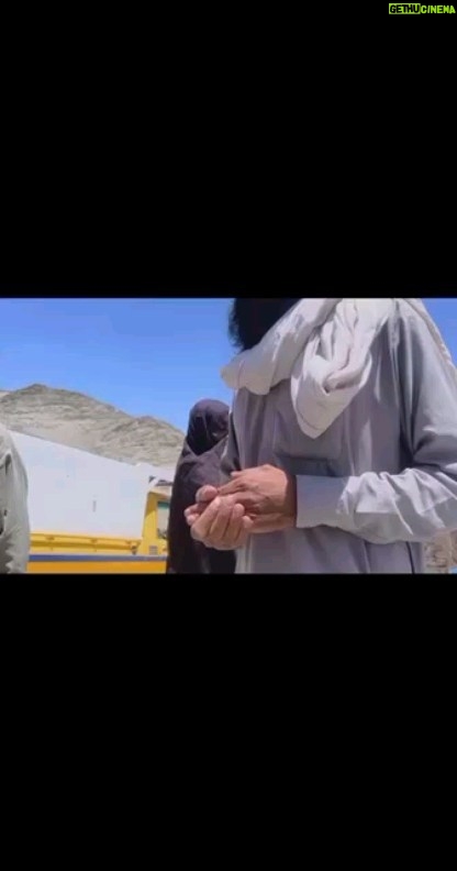 Parviz Parastouei Instagram - . روستاهای اطراف زاهدان … کودکان محروم از شناسنامه … هموطنان محروم از آب و برق و … کمکهای شما نیکوکارانِ عزیز را رساندیم … حساب بانک ملت موسسه خادمین علی بن ابیطالب : ۸۷۶۸۶۰۷۳۱۷ شبا: IR600120020000008768607317 کارت بانک مجازی ۶۱۰۴۳۳۷۸۱۱۲۳۵۲۵۶ IR-MCI: *۷۸۰*۱۴۵۲# @emamaliinstitute #موسسه_خادمین_علی_بن_ابیطالب #روستاهای_مرزی #مدرسه_سازی#خانه_سازی #مردم_بی_شناسنامه #طرح_درآمد_خانوار #گبه_بافی#قالیبافی #کپرنشینان #زورخانه#palivar1 #بیخانمانها#کودکان_بد_سرپرست #کودکان_بی_سرپرست #مرکز_شبه_خانواده #خانواده_مهر_و_ماه @emamaliinstitute @palivar1 @mehr_va_mah1172