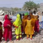 Parviz Parastouei Instagram – .
کودکان هم مجبورند از کودکی سوزندوزی بکنند. البته اگر توان خرید پارچه و مواد اولیه کار را داشته باشند. ما با کمک نیکوکاران لوازم اولیه سوزندوزی را به آنها میرسانیم تا هم هنرشان زنده بماند و هم درآمدی هر چند محدود در زندگیشان باشد. 
حساب بانک ملت موسسه 
خادمین علی بن ابیطالب :
۸۷۶۸۶۰۷۳۱۷
شبا:
‏IR600120020000008768607317
کارت بانک مجازی
۶۱۰۴۳۳۷۸۱۱۲۳۵۲۵۶
‏IR-MCI:
*۷۸۰*۱۴۵۲#
‏@emamaliinstitute
#موسسه_خادمین_علی_بن_ابیطالب
#روستاهای_مرزی
#مدرسه_سازی#خانه_سازی
#مردم_بی_شناسنامه
 #طرح_درآمد_خانوار
#گبه_بافی#قالیبافی
#کپرنشینان #زورخانه#palivar1
#بیخانمانها#کودکان_بد_سرپرست
#کودکان_بی_سرپرست
#مرکز_شبه_خانواده
#خانواده_مهر_و_ماه
@emamaliinstitute
@palivar1
@mehr_va_mah1172