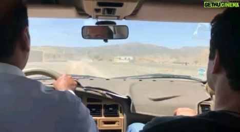 Parviz Parastouei Instagram - . کودکانِ بدون کفش … روستاهای اطراف زاهدان … هموطنانی بدون آب و برق … بدون شناسنامه … کمکهای نیکوکاران را بدستِ این هموطنانِ عزیز رساندیم … حساب بانک ملت موسسه خادمین علی بن ابیطالب : ۸۷۶۸۶۰۷۳۱۷ شبا: IR600120020000008768607317 کارت بانک مجازی ۶۱۰۴۳۳۷۸۱۱۲۳۵۲۵۶ IR-MCI: *۷۸۰*۱۴۵۲# @emamaliinstitute #موسسه_خادمین_علی_بن_ابیطالب #روستاهای_مرزی #مدرسه_سازی#خانه_سازی #مردم_بی_شناسنامه #طرح_درآمد_خانوار #گبه_بافی#قالیبافی #کپرنشینان #زورخانه#palivar1 #بیخانمانها#کودکان_بد_سرپرست #کودکان_بی_سرپرست #مرکز_شبه_خانواده #خانواده_مهر_و_ماه @emamaliinstitute @palivar1 @mehr_va_mah1172