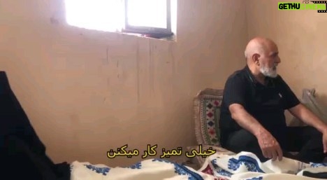 Parviz Parastouei Instagram - . زنان سرپرست خانواری در روستاهای سیستان و بلوچستان و نیز روستاهای استان گلستان بدون اینکه یکدیگر را ببینند و بشناسند ، با هم همکاری میکنند تا این پارچه های سوزندوزی شده تولید شود و درآمدی هر چند محدود برای آنها و خانواده شان باشد. سپاس از نیکوکارانی که اشتغال این بانوان را حمایت میکنند. شماره حساب بانک ملت موسسه خادمین علی بن ابیطالب : ۸۷۶۸۶۰۷۳۱۷ شبا: IR600120020000008768607317 کارت بانک مجازی ۶۱۰۴۳۳۷۸۱۱۲۳۵۲۵۶ IR-MCI: *۷۸۰*۱۴۵۲# @emamaliinstitute #موسسه_خادمین_علی_بن_ابیطالب #روستاهای_مرزی #مدرسه_سازی#خانه_سازی #مردم_بی_شناسنامه #طرح_درآمد_خانوار #گبه_بافی#قالیبافی #کپرنشینان #زورخانه#palivar1 #بیخانمانها#کودکان_بد_سرپرست #کودکان_بی_سرپرست #مرکز_شبه_خانواده @emamaliinstitute @palivar1 @mehr_va_mah1172