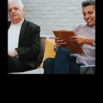 Parviz Parastouei Instagram – .
استاد امیر حاج رضایی عزیز
مرد فرهیخته 
اسوه ادب
برادر زاده زنده یاد طیب حاج رضایی 
یادم نمیره شبی که در درکه درخدمت شما بودم 
بی تعارف از شما خیلی آموختم
شما انسان بزرگی هستید و کسانی که به شما بی حرمتی کردند کوچک
تا بوده همین بوده 
جای شما در جمع آدم هایی که باعث رنجش شما شدند  نیست
آنها به شما نیاز دارند 
نه شما به آنها
زمان همه چیز را نشان خواهد داد
تا بوده همین بوده 
بچه محل بزرگوارم 
این جماعت دلِ خوشی از  نخبه هایی چون شما ندارند
این نیز می گذرد …
تشکر از عادل فردوسی‌پور عزیز که باعث شد روی ماهتان را ببینیم و به عمق کلامتان بیاندیشیم
@adelferdosipourfan
@amirhajrezaei1325
@boufe_koor