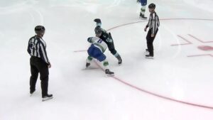 Pat McAfee Instagram - Brandon Tanev throwing ABSOLUTE BOMBS

#HockeyIsAwesome

🎥: @nhl
