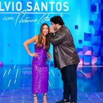 Patrícia Abravanel Instagram - Nosso domingo juntos, tá imperdível! Olha só quem estará com a gente. Espero vocês, 20h, no SBT! 💜 📸 @gabrielcardosofoto SBT - Sistema Brasileiro De Televisão