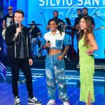 Patrícia Abravanel Instagram - O Programa desse domingo tá tão especial, que seu eu fosse você não perderia!!! 20h, no SBT, todo mundo ligadinho hein!? 📸 @gabrielcardosofoto SBT - Sistema Brasileiro De Televisão