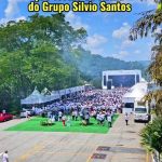 Patrícia Abravanel Instagram - Festão da Firma 😎💥 Gratidão a todos do Grupo Silvio Santos por esse 2023 incrível, se preparem que 2024 é nosso!!! 🚀🚀🚀 📽 @gabrielcardosofoto