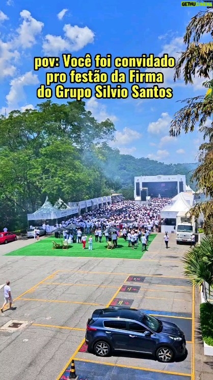 Patrícia Abravanel Instagram - Festão da Firma 😎💥 Gratidão a todos do Grupo Silvio Santos por esse 2023 incrível, se preparem que 2024 é nosso!!! 🚀🚀🚀 📽 @gabrielcardosofoto