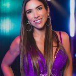 Patrícia Abravanel Instagram - 💜💜💜 Lookinho para o @pgmsilviosantos desse domingo. Style @dougbalsanelli Wearing @patbo_brasil @gianvitorossi Photo @gabrielcardosofoto Beauty @thaysmadera @saramuniz.32 Staff @b.defranca61