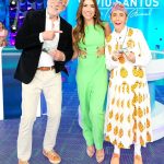 Patrícia Abravanel Instagram - Estamos No Ar com #ProgramaSilvioSantos 💚 📸 @gabrielcardosofoto