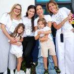 Patrícia Abravanel Instagram - Olha o Festão da Firma! 😎✨️ Todos os colaboradores do Grupo Silvio Santos juntos para brindar, celebrar, dançar, festar... para fechar o ano com muita alegria! Obrigada por esse ano incrível! 2024 é nosso!!! 📸 @gabrielcardosofoto SBT - Sistema Brasileiro De Televisão