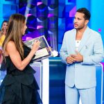 Patrícia Abravanel Instagram - Nosso domingo promete!!! @carlinhos e @lucasguimaraes no 3 Pistas ❤️ Agora é oficial! Lucas é do SBT! 🥰 E ainda tem Qual é a Música e Púlpitos da Sorte! Domingo, 20h, no SBT. Espero você!!! 📸 @gabrielcardosofoto SBT - Sistema Brasileiro De Televisão