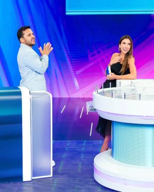 Patrícia Abravanel Instagram - Nosso domingo promete!!! @carlinhos e @lucasguimaraes no 3 Pistas ❤️ Agora é oficial! Lucas é do SBT! 🥰

E ainda tem Qual é a Música e Púlpitos da Sorte!
Domingo, 20h, no SBT. Espero você!!!

📸 @gabrielcardosofoto