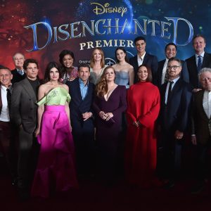 Patrick Dempsey Instagram - Today, #Disenchanted, an Original movie, is streaming on @DisneyPlus #disneyplus 

Styled by @warrenalfiebaker  Suit by @brunellocucinelli_brand Grooming by @jennychohair @jilliandempsey using Roadie, Eye Mask, Gold Bar, Mixturizer, and Spot Stick in 08.