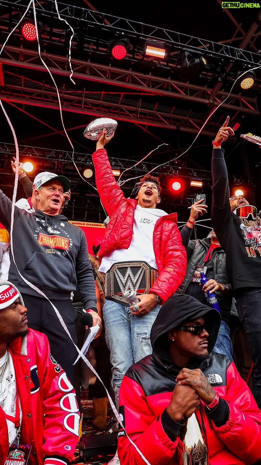Patrick Mahomes - 452.8K Likes - WORLD CHAMPS! 🎉🍻