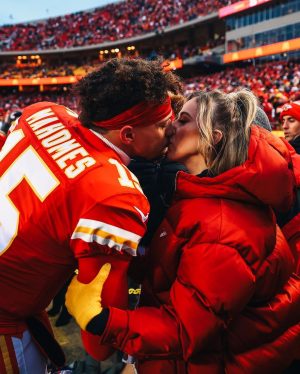 Patrick Mahomes Instagram - ⏰