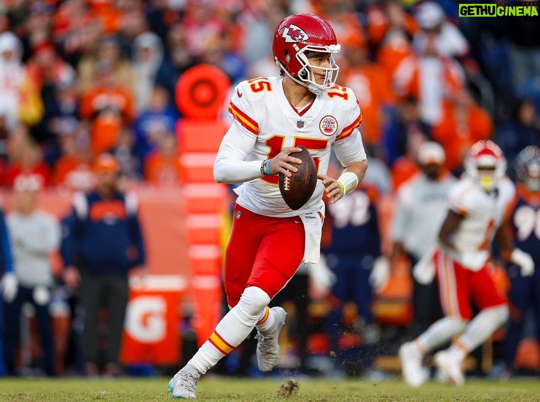 Patrick Mahomes Instagram - Appreciate my team! #ChiefsKingdom