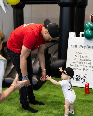 Patrick Mahomes Instagram - Happy Birthday Son! ❤️⏰