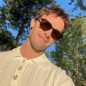 Patrick Schwarzenegger Instagram - 👱🏼‍♂️🌲