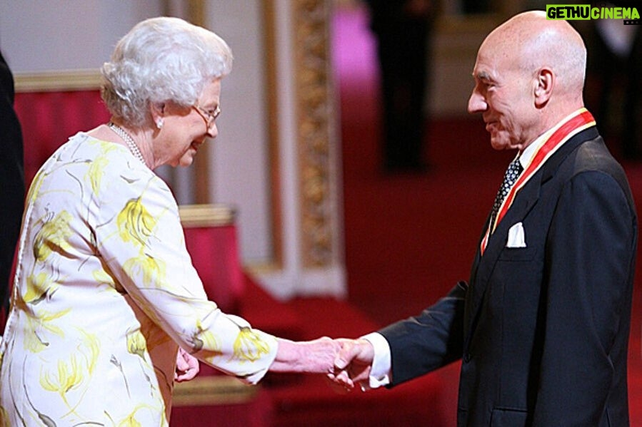Patrick Stewart Instagram - Congratulations to Her Majesty The Queen on this remarkable milestone and cheers to a wonderful #PlatinumJubilee celebration.