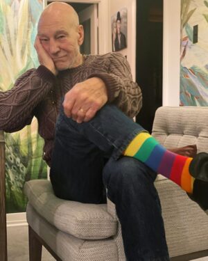 Patrick Stewart Instagram - Christmas night with #gogodididonyc looking over my shoulder. I love you @ianmckellen and thank you for the sticky toffee pudding. ❤️