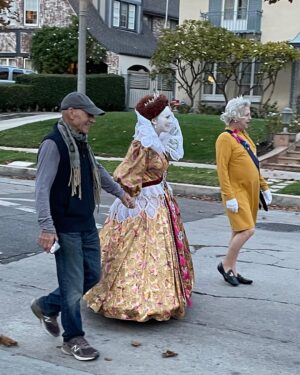 Patrick Stewart Instagram - Spent Halloween in the presence of Her Majesty The Queen (past and present). They nailed the looks but the accents are dreadful. #Halloween