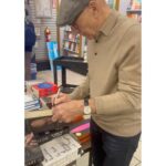 Patrick Stewart Instagram - Marvelous time sharing my memoir #MakingItSo in Philadelphia. I absolutely loved it. Such a warm welcome from the audience, the staff at the Perelman Theatre, chef @mikesolomonov who joined me for a great conversation and the team at his exceptional @zahavrestaurant. One of the most delicious and memorable meals I’ve had in a long time. Thank you all so much. Oh and I heard you snatched up all the copies I left at Barnes and Noble in Philly, swipe to find out another place where I left a few. 👀📚