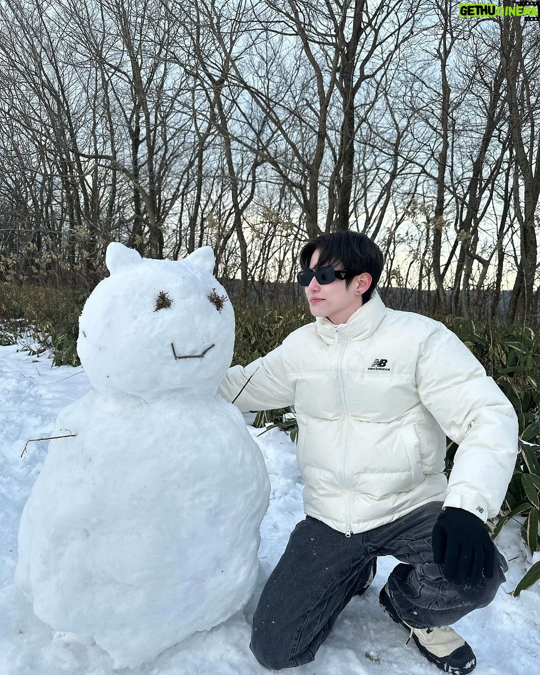 Patsit Permpoonsavat Instagram - Go where you feel most alive 🤍 Hokkaido Japan