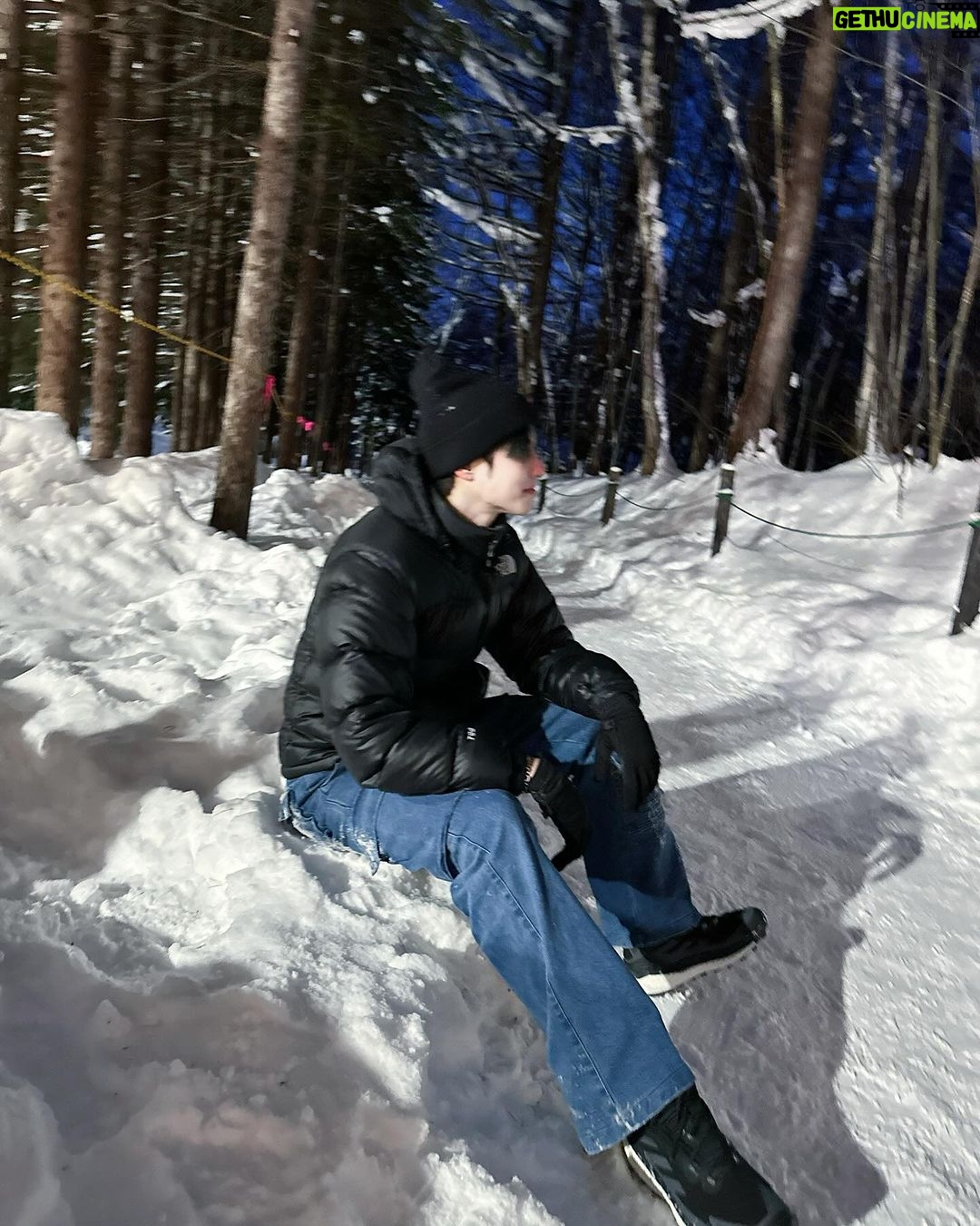 Patsit Permpoonsavat Instagram - Snow much fun ☃️ Ningle Terrace ニングルテラス