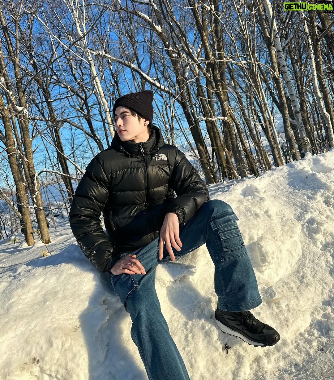 Patsit Permpoonsavat Instagram - Snow much fun ☃️ Ningle Terrace ニングルテラス