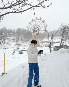 Patsit Permpoonsavat Instagram - Sweater weather ❄️ Furano, Hokkaido