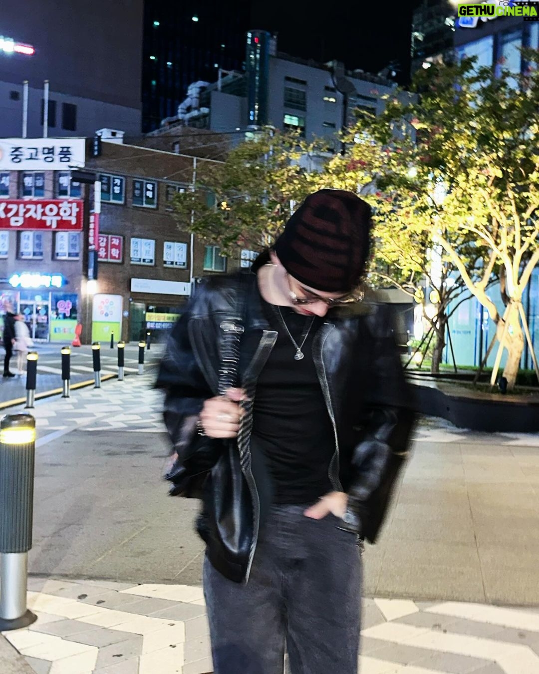 Patsit Permpoonsavat Instagram - เจอกันหน่อย ไอ้ต้าว2024 🖤 Gangnam Seoul Korea