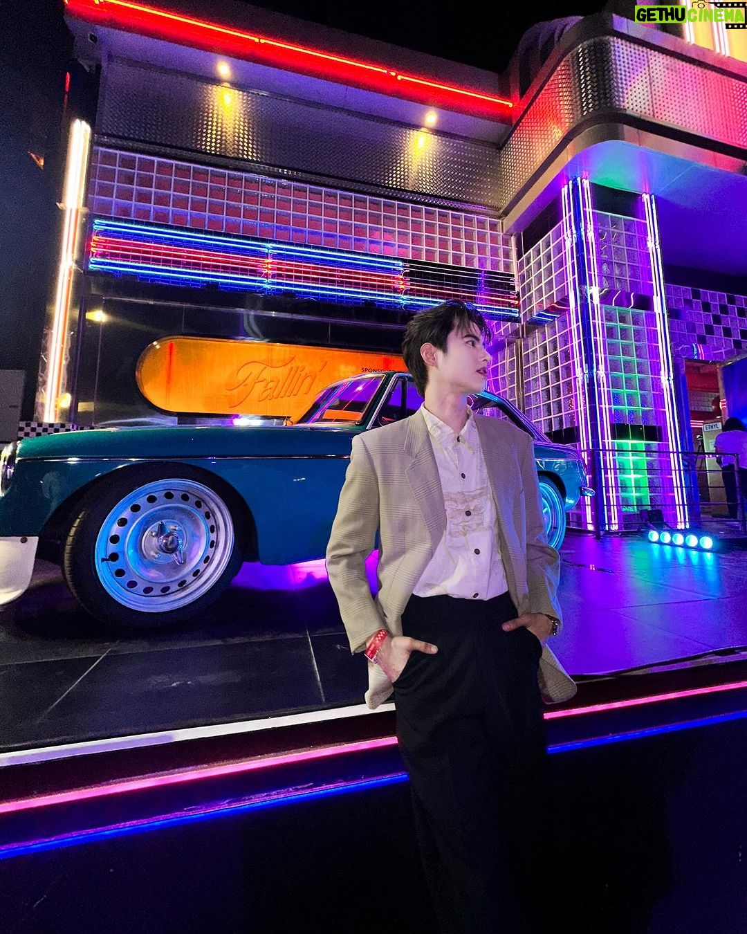Patsit Permpoonsavat Instagram - Fallin~ 🚙💨