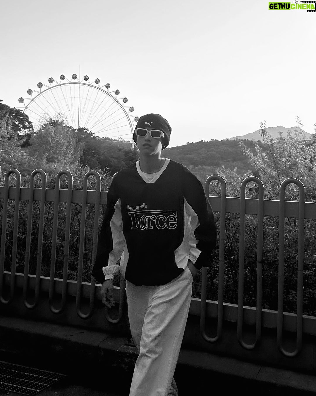 Patsit Permpoonsavat Instagram - เพิ่งกลับมาเอง อยากหนีเที่ยวอีกล้าา 😉 Everland Theme Park, Seoul Korea