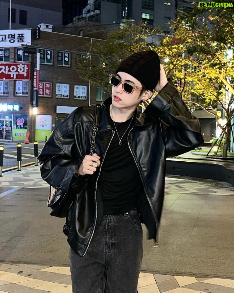 Patsit Permpoonsavat Instagram - เจอกันหน่อย ไอ้ต้าว2024 🖤 Gangnam Seoul Korea