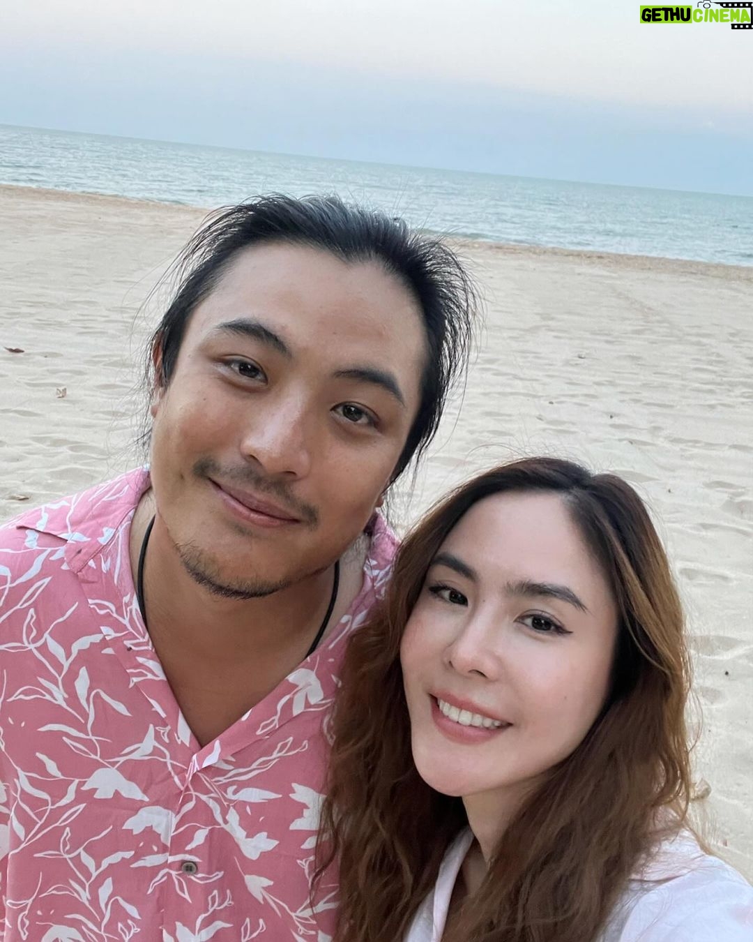 Pattarasaya Kreursuwansiri Instagram - หัวหินพีคสินะ😍🥰🥂 #peaksina #ktps😘 @verandaresidencehuahin Veranda Resort & Villas Hua Hin Cha Am