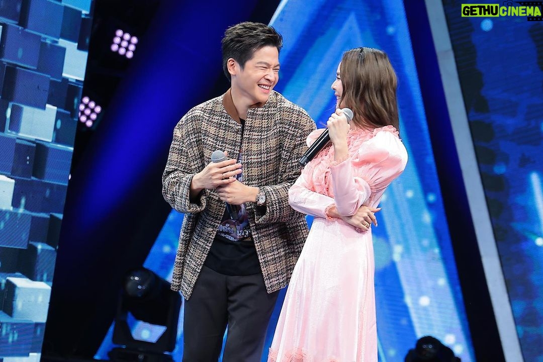 Pattarasaya Kreursuwansiri Instagram - วันนี้พีคกับดูโอ้ไปร้องเพลงด้วยกันมา ฟังกันได้มั้ยค่ะซิสสส🥰🙉😂 @thewallsong_official @workpoint