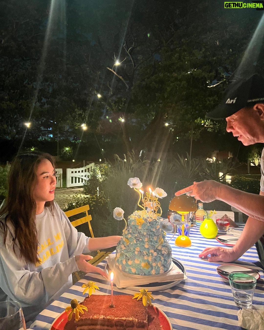 Pattarasaya Kreursuwansiri Instagram - อบอุ่นหัวใจที่สุดเลยค่ะซิสส🥰🙏🏻❤️🎂18/10/23🎂 The Reise
