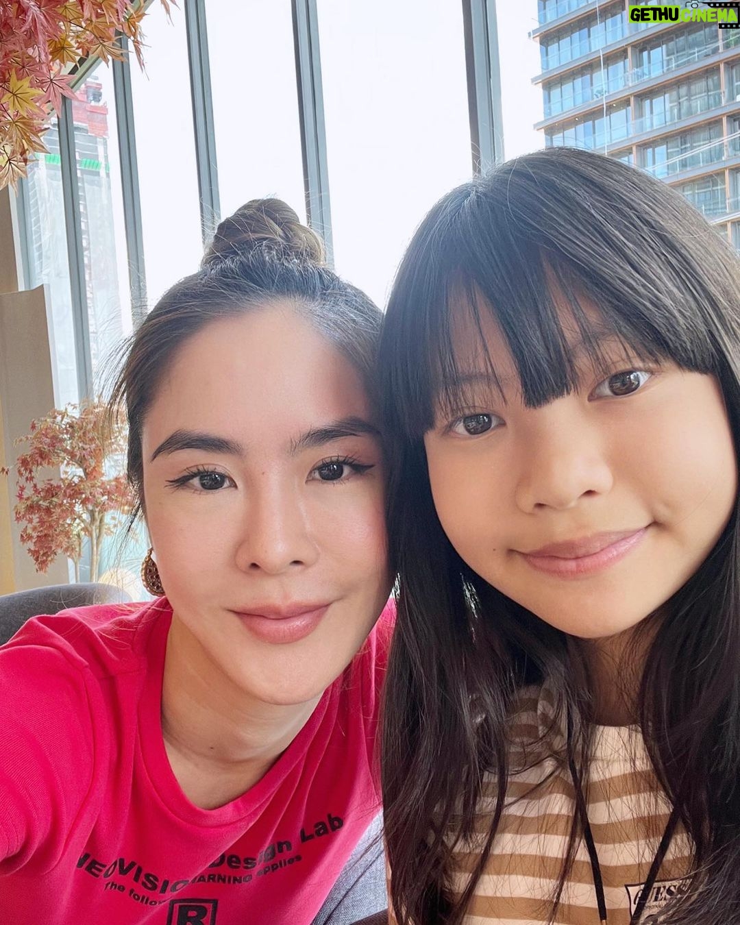 Pattarasaya Kreursuwansiri Instagram - อองฟองน้อยๆของอาพีคโตแล้ว👩🏻👧🏻 #ongfongnoiii #อองฟองเป็นสาวแล้วค่า