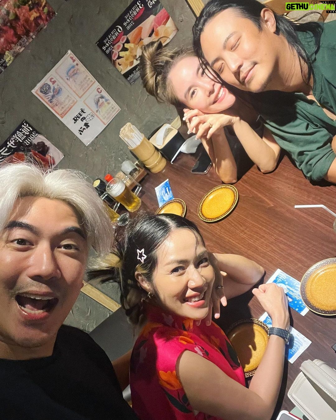 Pattarasaya Kreursuwansiri Instagram - วี๊ดดดดดด🥳🫶🏻 DADDY เป๊ก แอนด์ คุมแม่นิวคนเก่ง❤️ อาพีคอาต๊อดรออุ้มหลานแล้วค่ะซิสสส😍
