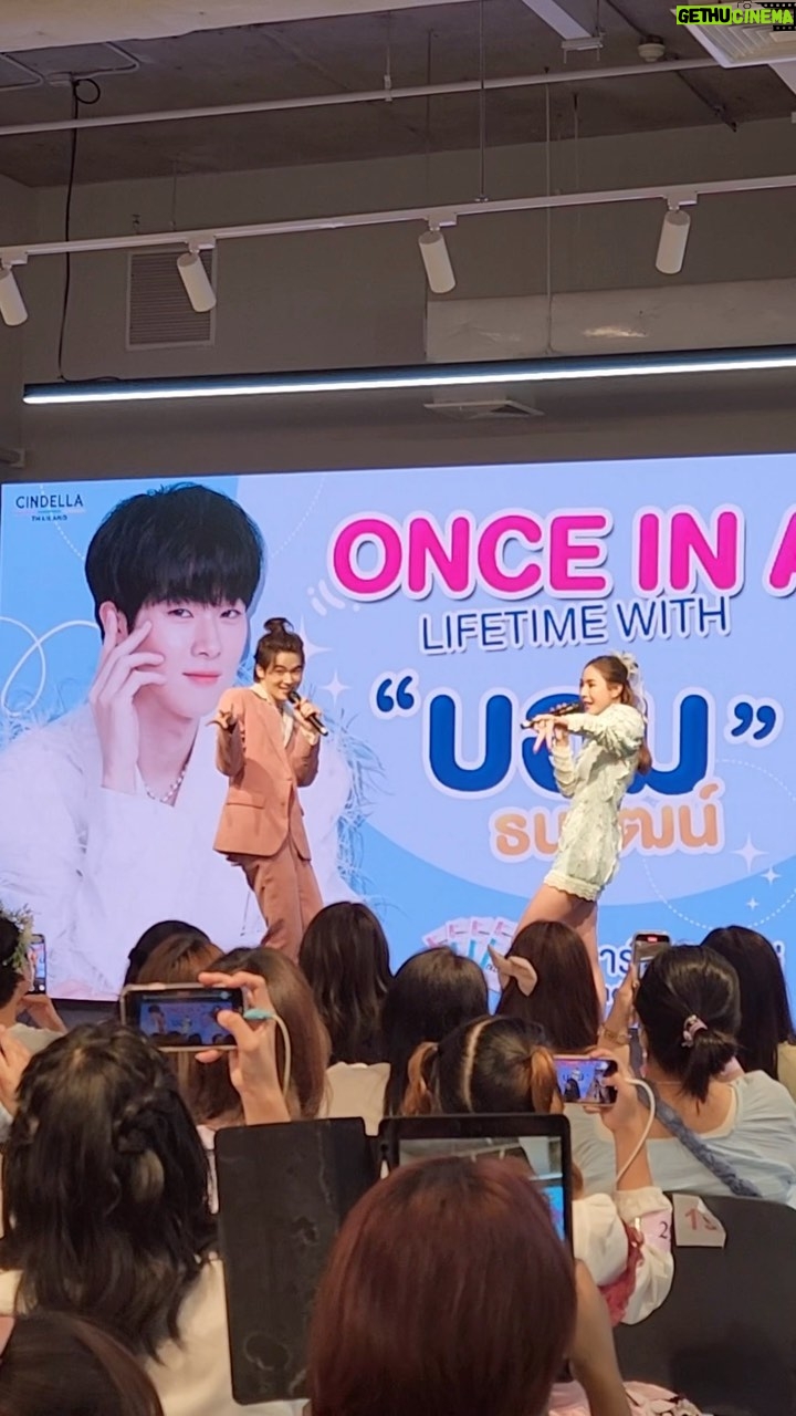 Pattarasaya Kreursuwansiri Instagram - วี๊ดดดด💚💜 ได้ร้องเพลงตัวเองอีกแล้วค่ะซิสส งืออ ดีใจจัง สนุกมากเลยค่าา ขอบคุณ @cindella_thailand และน้องบอมบ์ด้วยนะค้า🥰🫶🏻 แล้วเจอกันอีกนะซิสสส