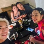 Pattarasaya Kreursuwansiri Instagram - วี๊ดดดดดด🥳🫶🏻 DADDY เป๊ก แอนด์ คุมแม่นิวคนเก่ง❤️ อาพีคอาต๊อดรออุ้มหลานแล้วค่ะซิสสส😍