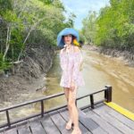 Pattarasaya Kreursuwansiri Instagram - มา explore ป่าชายเลนกันค่ะซิส🤩🦜 #ไข่หวานลูกรักก Pranburi Forest Park