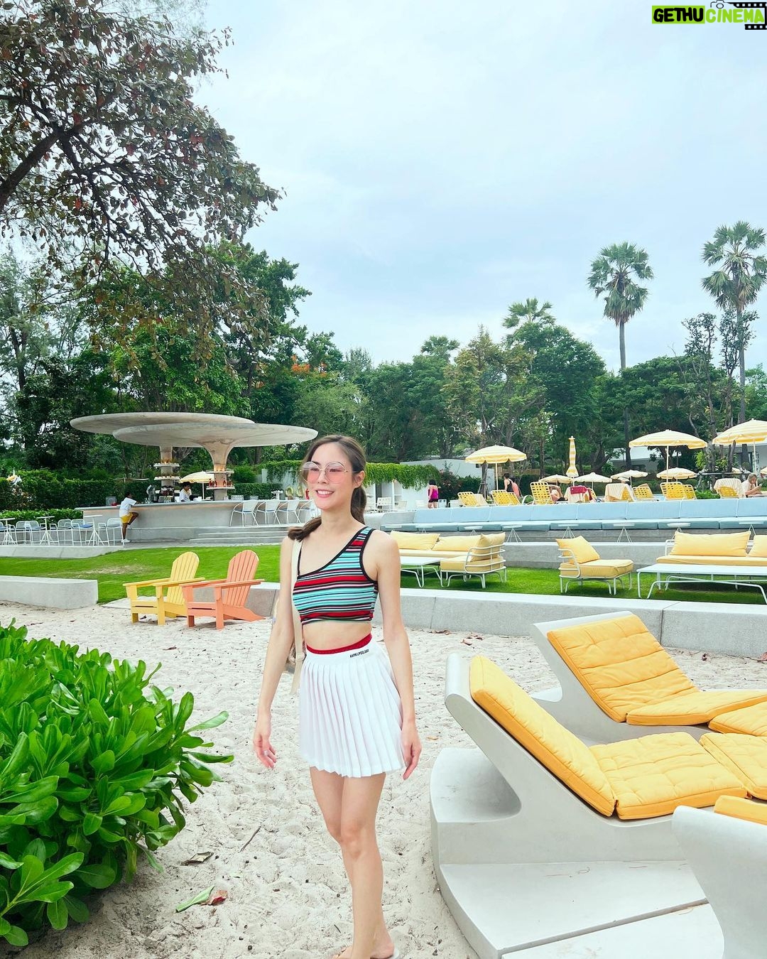 Pattarasaya Kreursuwansiri Instagram - My Tuesday be like eieiπππππ«Άπ» @thestandardhuahin The Standard Huahin