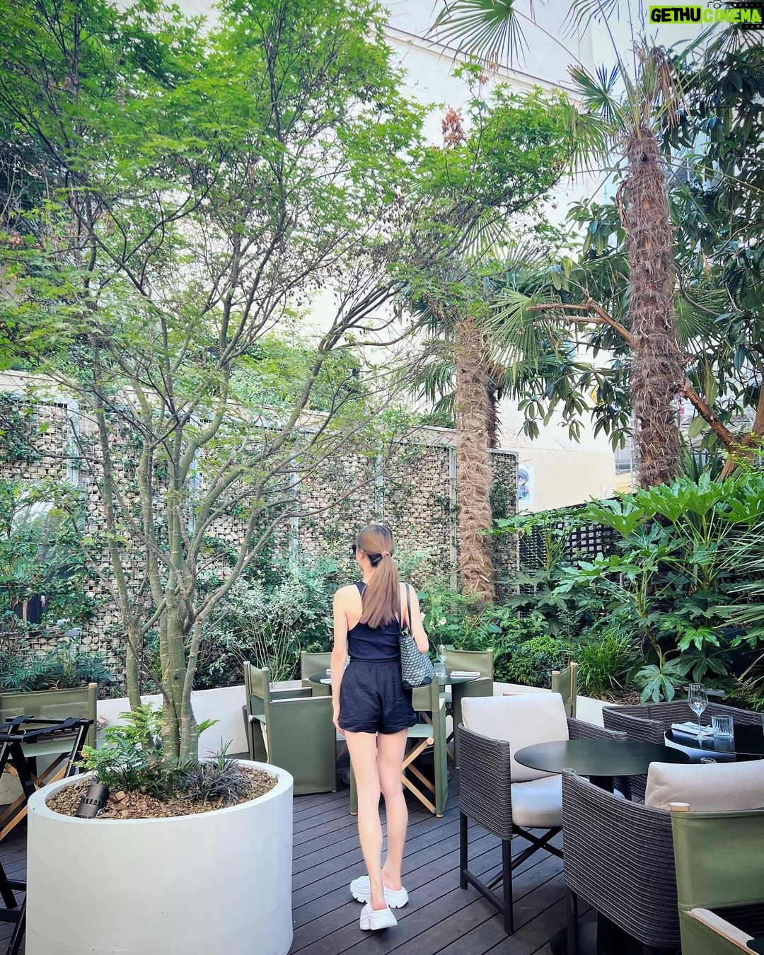 Pattarasaya Kreursuwansiri Instagram - 😊🌳🌴🌲🌿