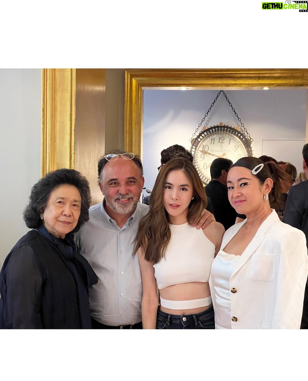 Pattarasaya Kreursuwansiri Instagram - Thank you for inviting us🥂🥳 @antoine.de.macedo it was fun last night💃🏻