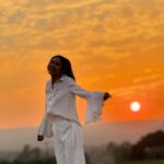 Pattarasaya Kreursuwansiri Instagram - Sunset is still my favorite color😍🤩🌞🌈 #nofilterneeded