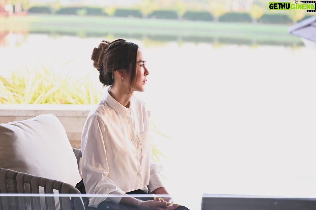 Pattarasaya Kreursuwansiri Instagram - Peace,Love,Fresh Start❤️🤍 #Welcome2024 Many thanks @iretreatwellnessmeditation for this wonderful time❤️🤍 พร้อมลุยงานต่อทั้งปีแล้วค่ะซิสสส