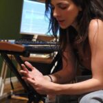 Paty Cantú Instagram - Con #LQNQS, quiero mostrarles un poco de mi proceso de composición. Siempre quiero darles lo mejor, aunque tome varios intentos para llegar ahí, aunque aveces una canción se quede guardada hasta que sea tiempo de sacar eso que sentí y compartirlo contigo.