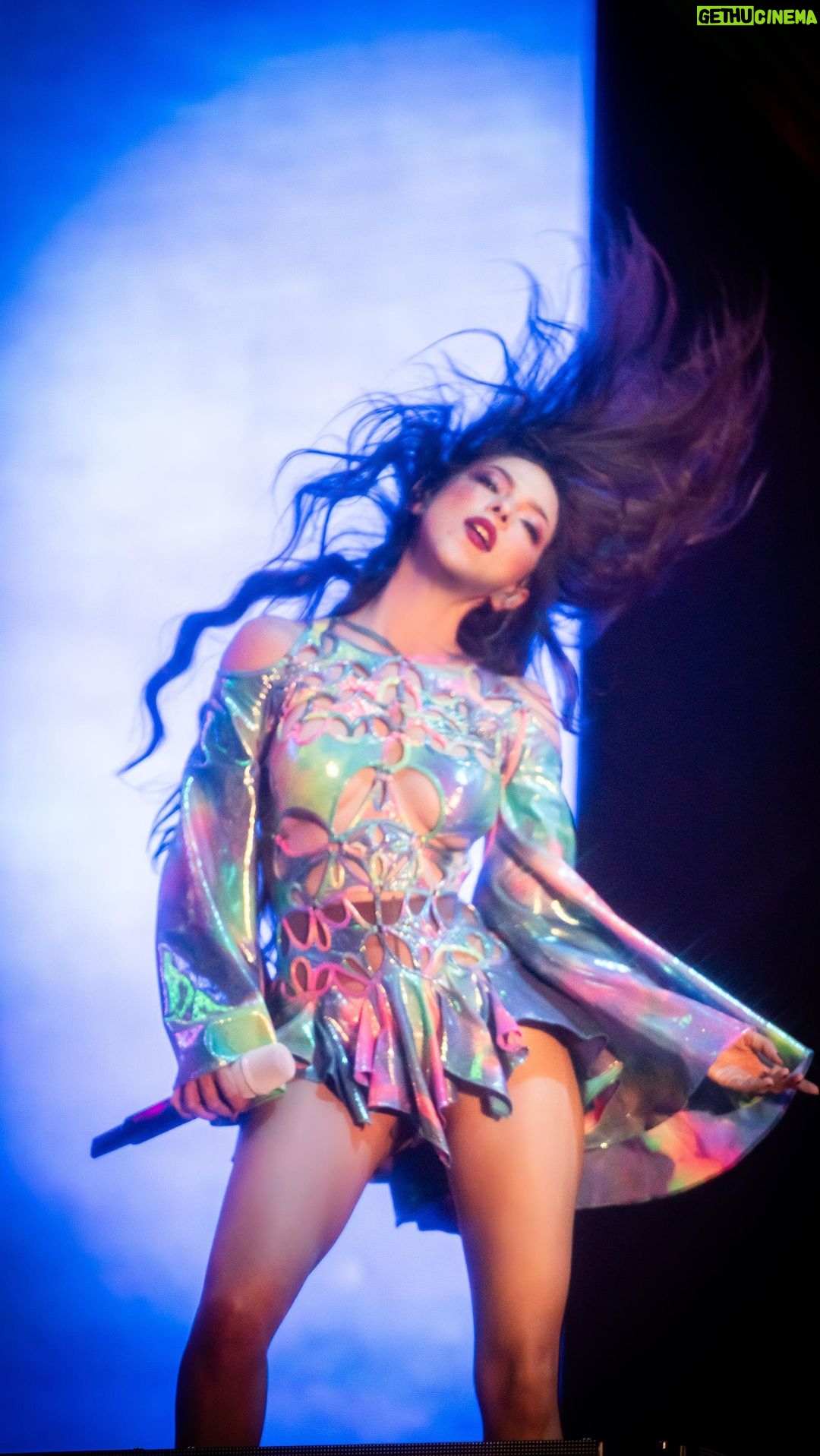 Paty Cantú Instagram - Y en el camino al nuevo single Lo Que No Quieres Saber #LQNQS que sale este 19 de octubre, un recap del Feliz Breakup tour de la última semana. Mexicali Pachuca Y hoy, Dolores, Hidalgo Los amo! Gracias infinitas #felizbreakup #amoramoramor #cantautora #dramaqueen #patycantu Mexicali Baja California